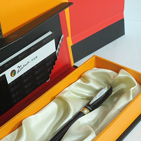 but-may-picasso-907f_b_3.3__1