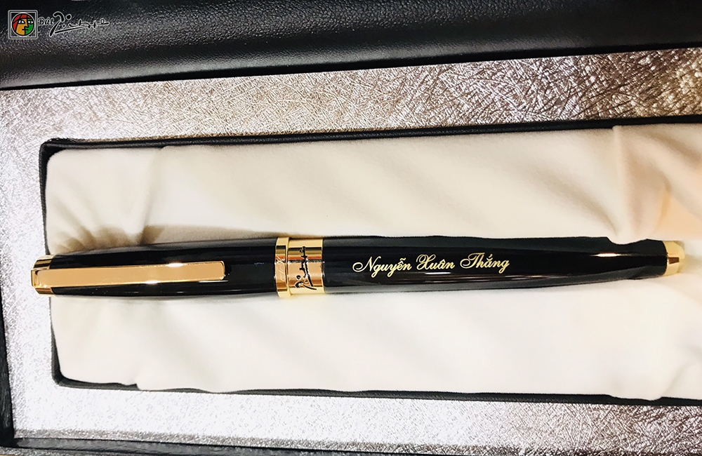 but ky khac ten picasso 918