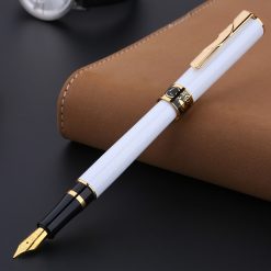 Bút máy Picasso - Nàng thơ và những đóa hồng 900 FW